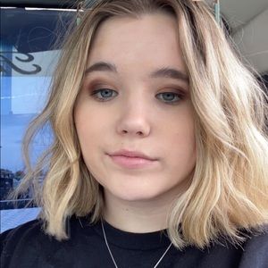 Meet your Posher, Jess